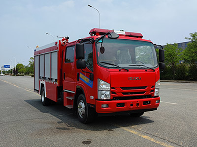 Un camion de pompiers ISUZU ELF 190 CV est arrivé aux Philippines